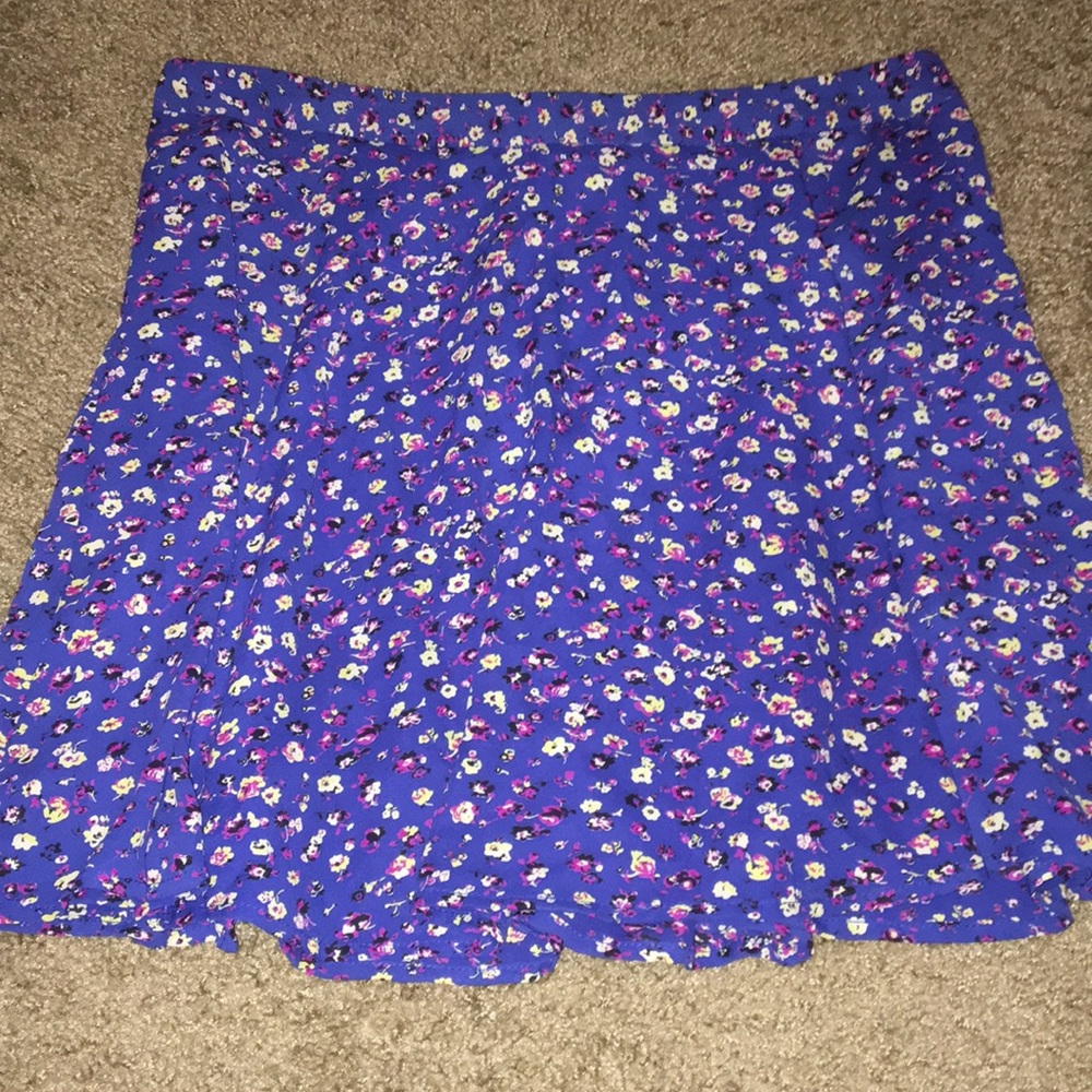 LUSH MINI SKIRT